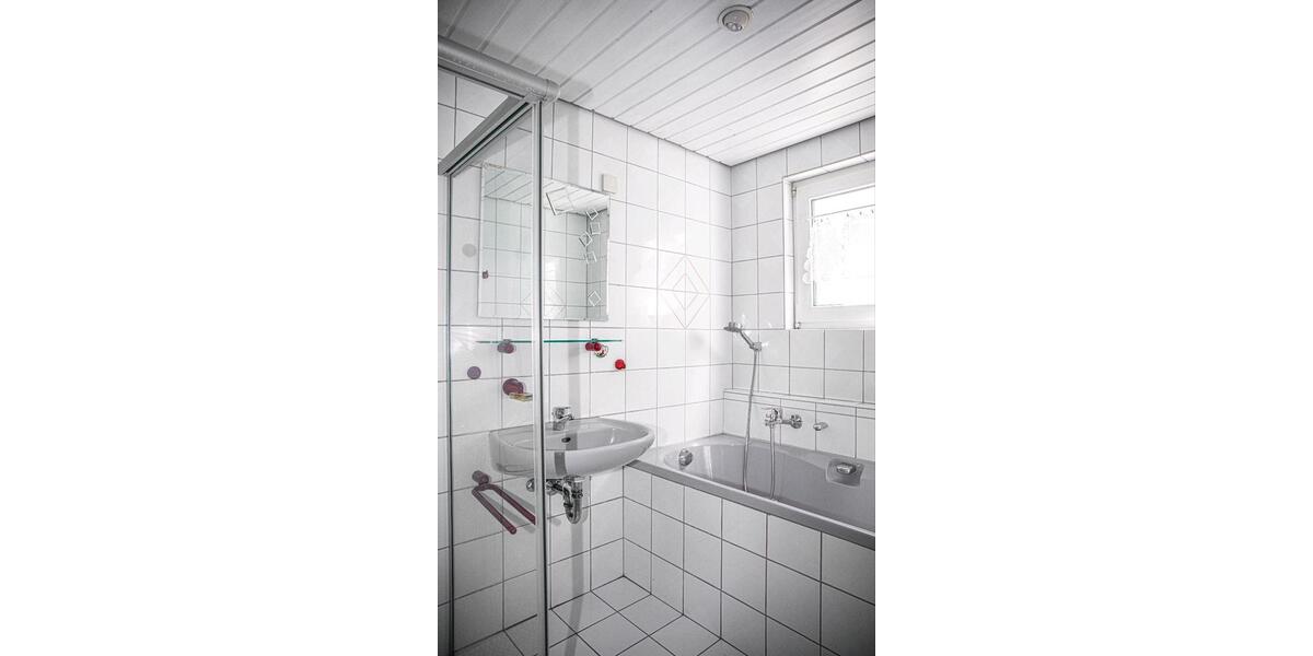 Mehrfamilienhaus, Wohnhaus Gerstetten - 11 Zimmer, 306 m&sup2;, 570.000&euro; | Angebot:26414824