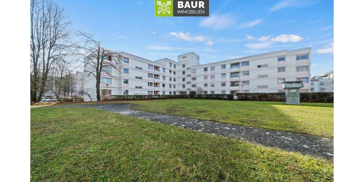 360° I Großzügige 4-Zimmer-Wohnung mit zwei Balkonen und Garagenbox in Ulm-Wiblingen! 4 zimmer