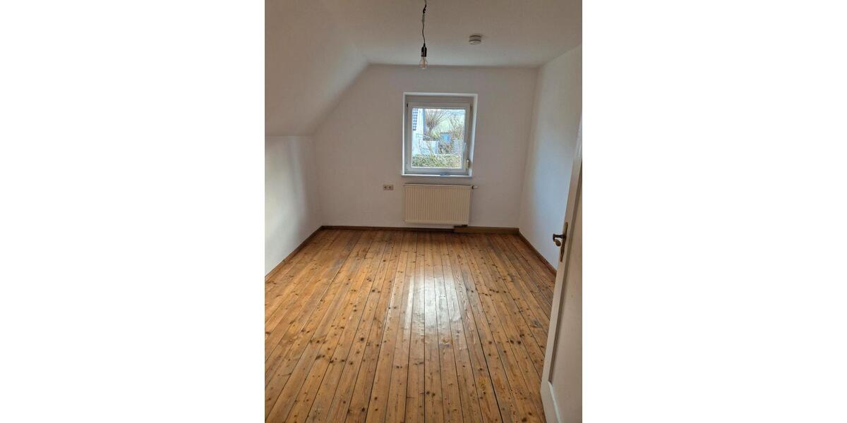 Freistehendes EFH mit Garage in Reisensburg 7 zimmer