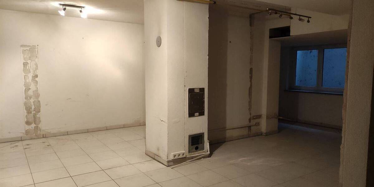 Gewerbeobjekt Ulm Mitte - 4 Zimmer, 173 m&sup2;, 498.000&euro; | Angebot:25740407