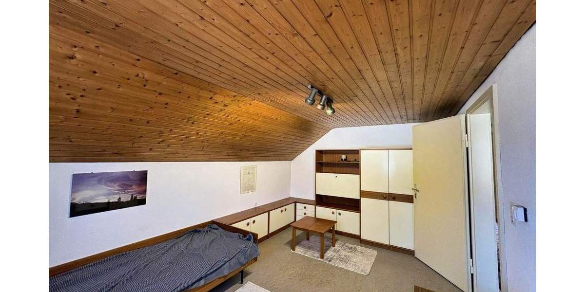 Einfamilienhaus Mietingen - 7 Zimmer, 140 m&sup2;, 349.000&euro; | Angebot:25385630