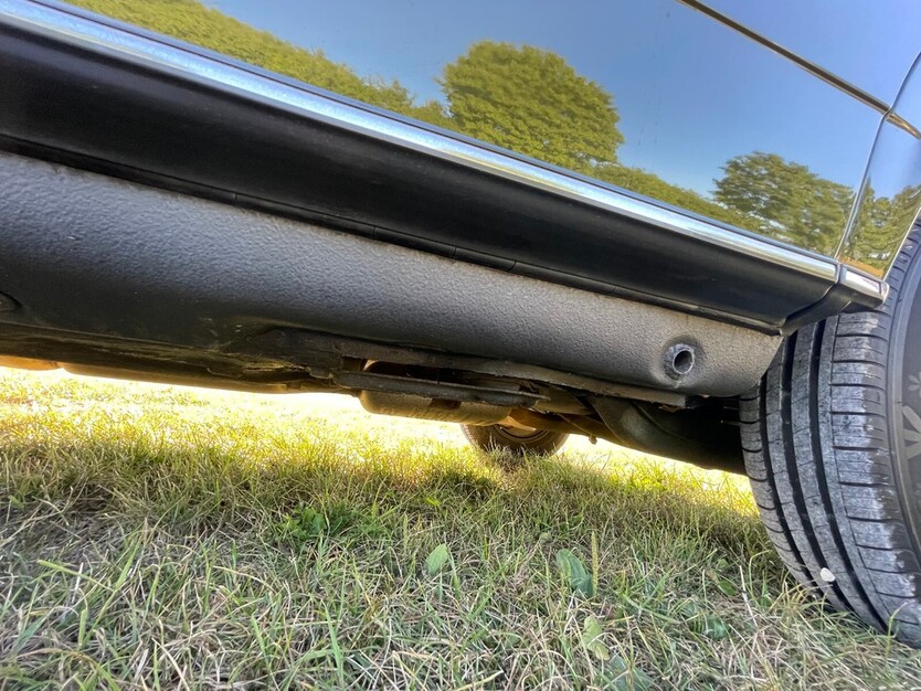 Mercedes-Benz E 230 205.850 km 9.600 € Ulm 89073