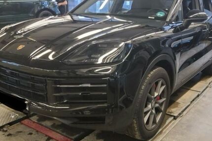 Porsche Cayenne 10.000 km 108.900 &euro; Ulm 89075