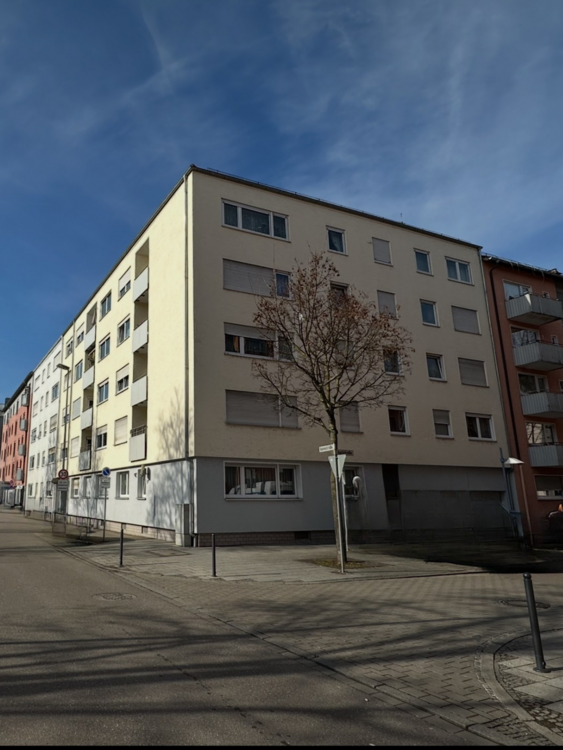 Wohnung zum Kaufen in Neu-Ulm 126.000 € 35 m²
