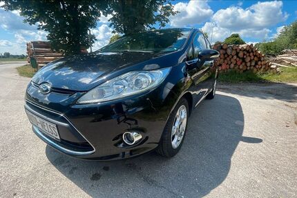 Ford Fiesta 131.200 km 3.990 € Holzheim 89291