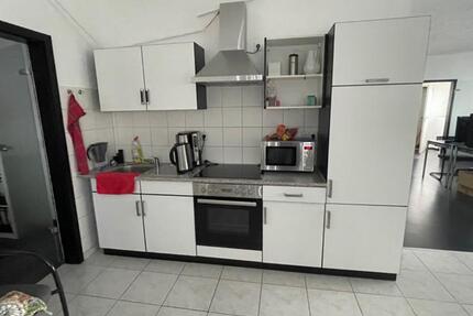 Studio-Büro 110 qm auf Wunsch möbeliert zimmer