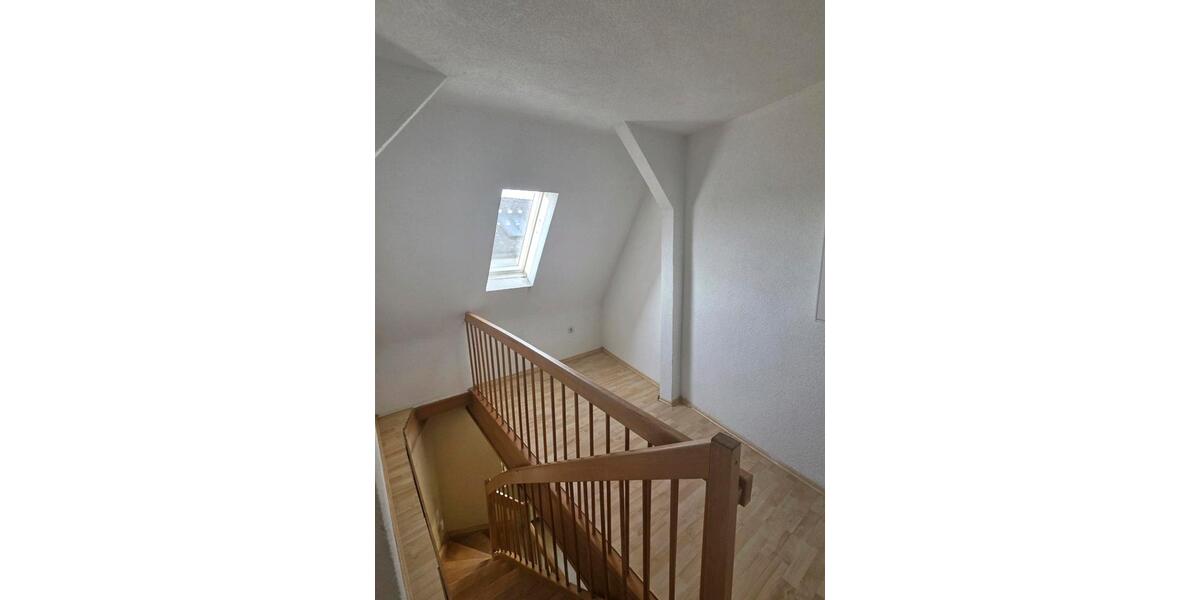 Einfamilienhaus Breitingen - 5 Zimmer, 90 m&sup2;, 165.000&euro; | Angebot:27050170