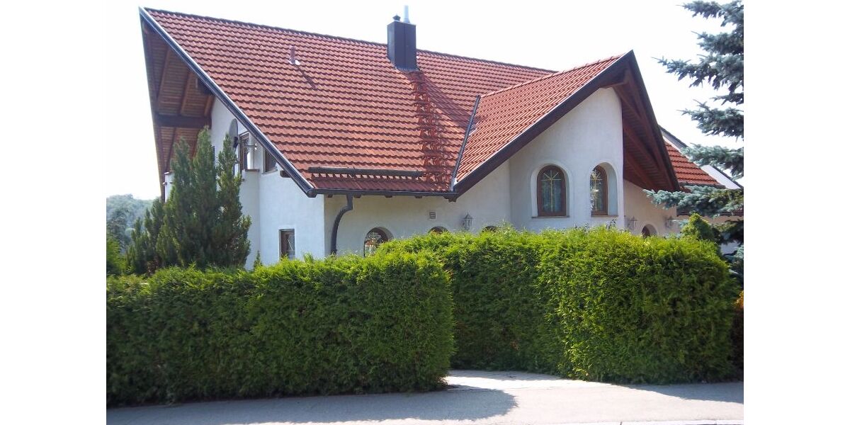 Provisionsfrei* ZFH: 5 ZiWo + 4 ZiWo, 3 Ebenen, Grund 802 m² in 89173 Lonsee zu verkaufen. - Zweifamilienhaus Lonsee | Angebot:26781319
