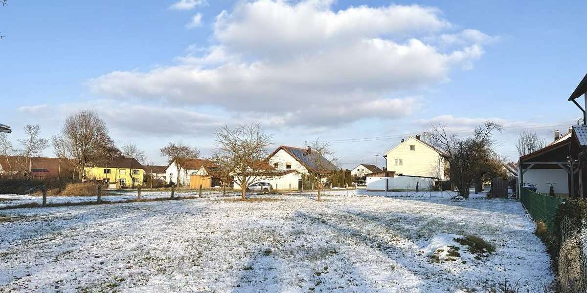 Grundstück zu verkaufen in Pfaffenhofen an der Roth Kadeltshofen 150.000 € 550 m² zimmer