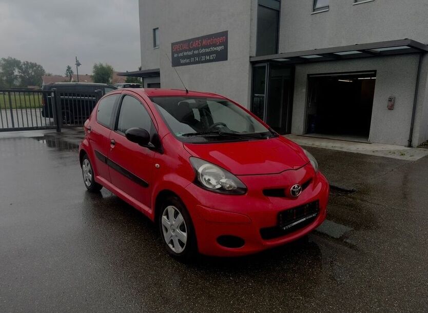 Aygo (X)