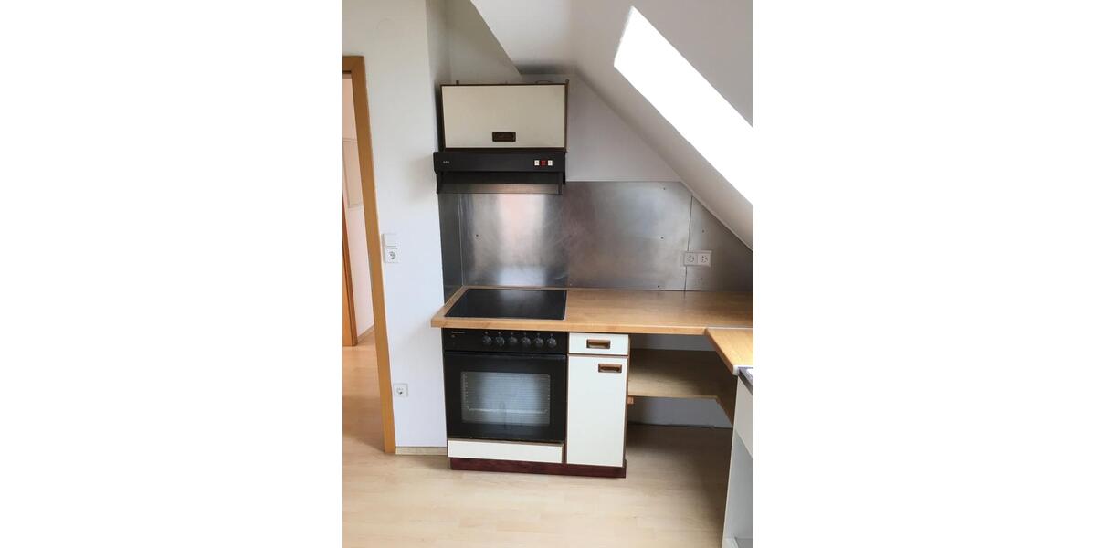 Dachgeschoßwohnung Ulm Söflingen - 2 Zimmer, 40 m&sup2;, 450&euro; | Angebot:24803405