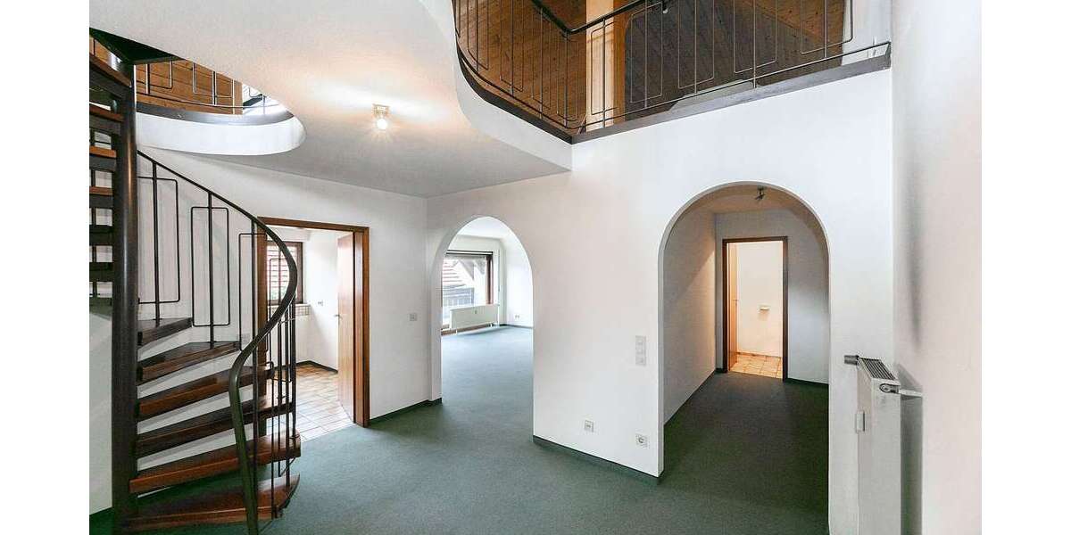 Wohnung zum Kaufen in Neu-Ulm Pfuhl 449.000 € 151.14 m² 4 zimmer