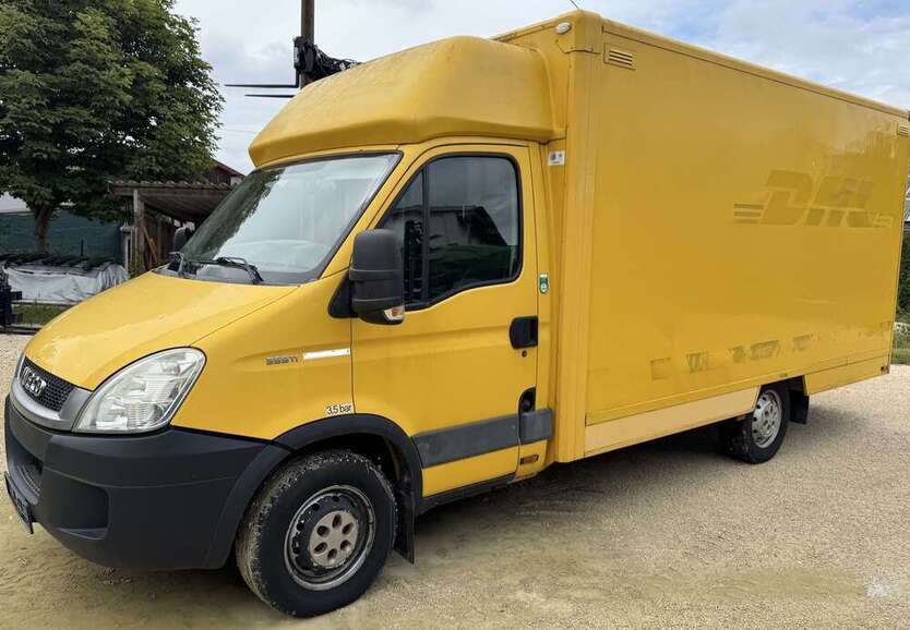 IVECO Daily 97.718 km 5.950 € NELLINGEN 89191