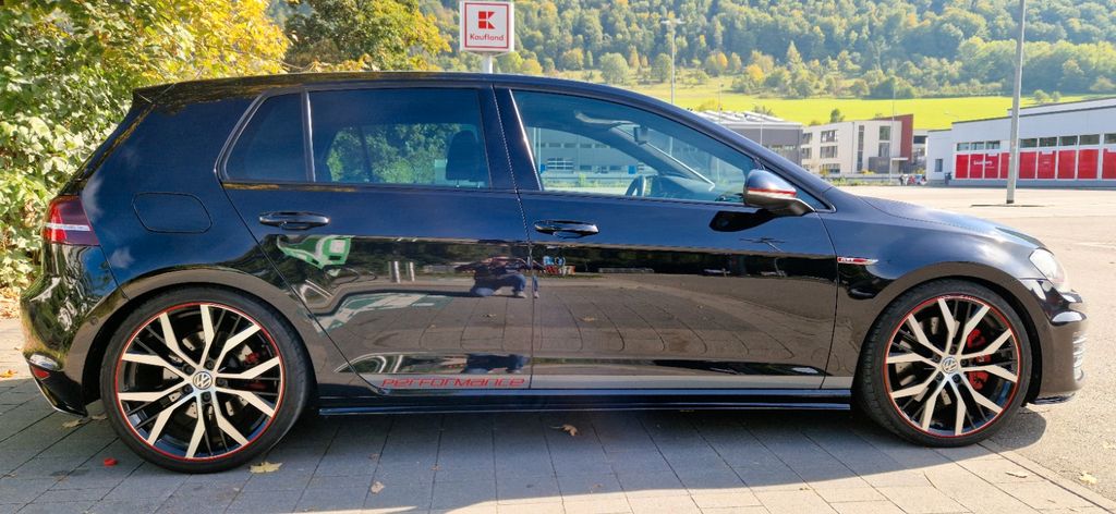 VW Golf 127.500 km 17.200 &euro; Geislingen 73312
