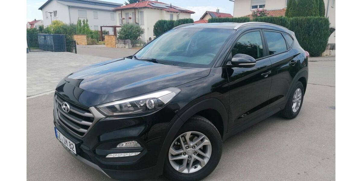 Hyundai TUCSON 130.000 km 11.700 &euro; Ichenhausen 89335
