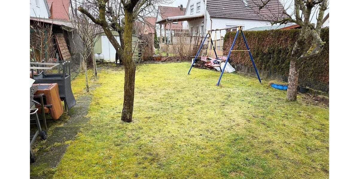 Reihenmittelhaus Leipheim - 4 Zimmer, 110 m&sup2;, 379.000&euro; | Angebot:25778329