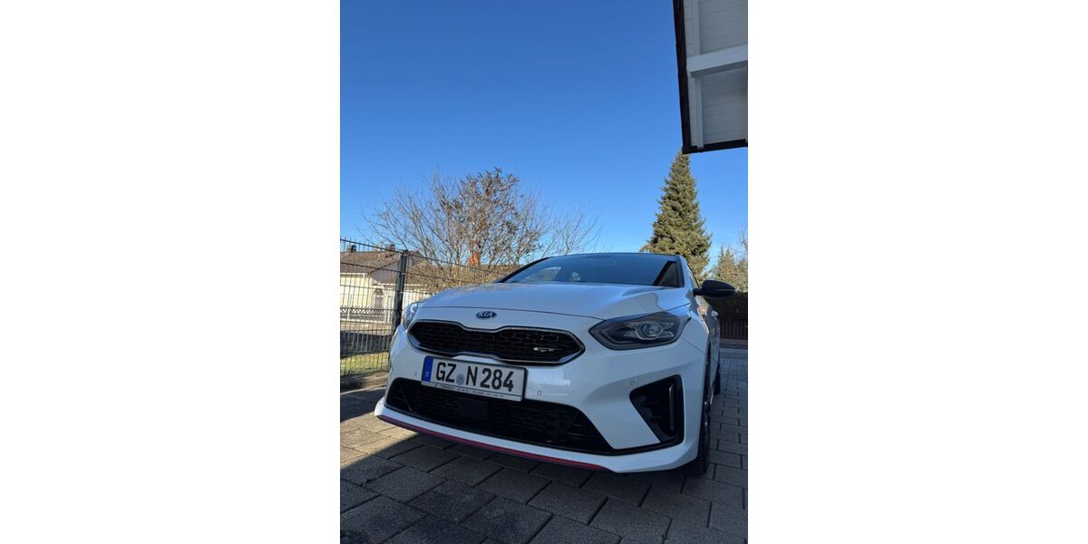 Kia pro ceed / ProCeed 94.000 km 20.900 &euro; Günzburg 89312