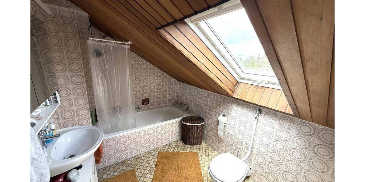 Einfamilienhaus Bellenberg - 7 Zimmer, 155 m&sup2;, 440.000&euro; | Angebot:26733655