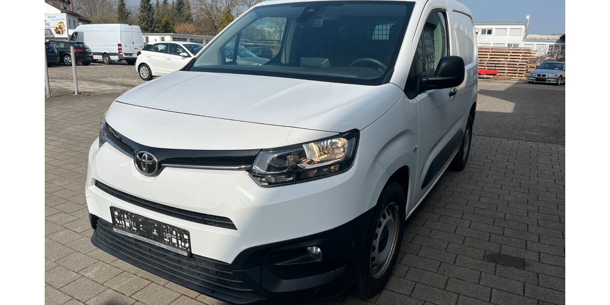 Toyota Proace City 93.954 km 12.100 &euro; Neu-Ulm 89231