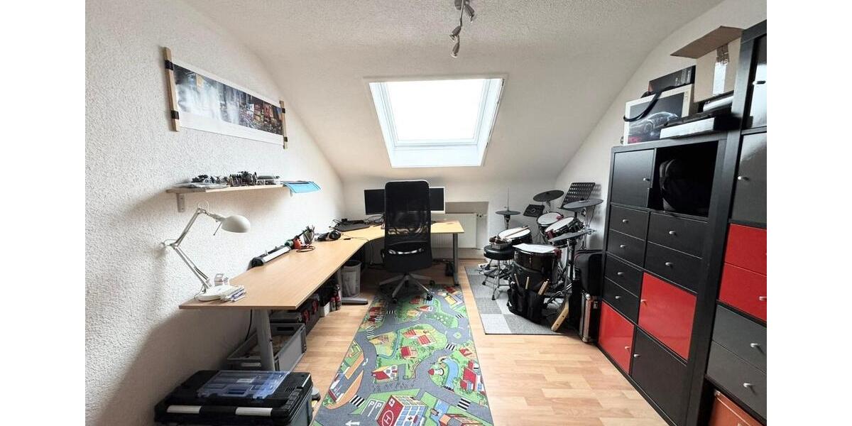 Dachgeschoßwohnung Illertissen - 3.5 Zimmer, 74 m&sup2;, 255.000&euro; | Angebot:26151779