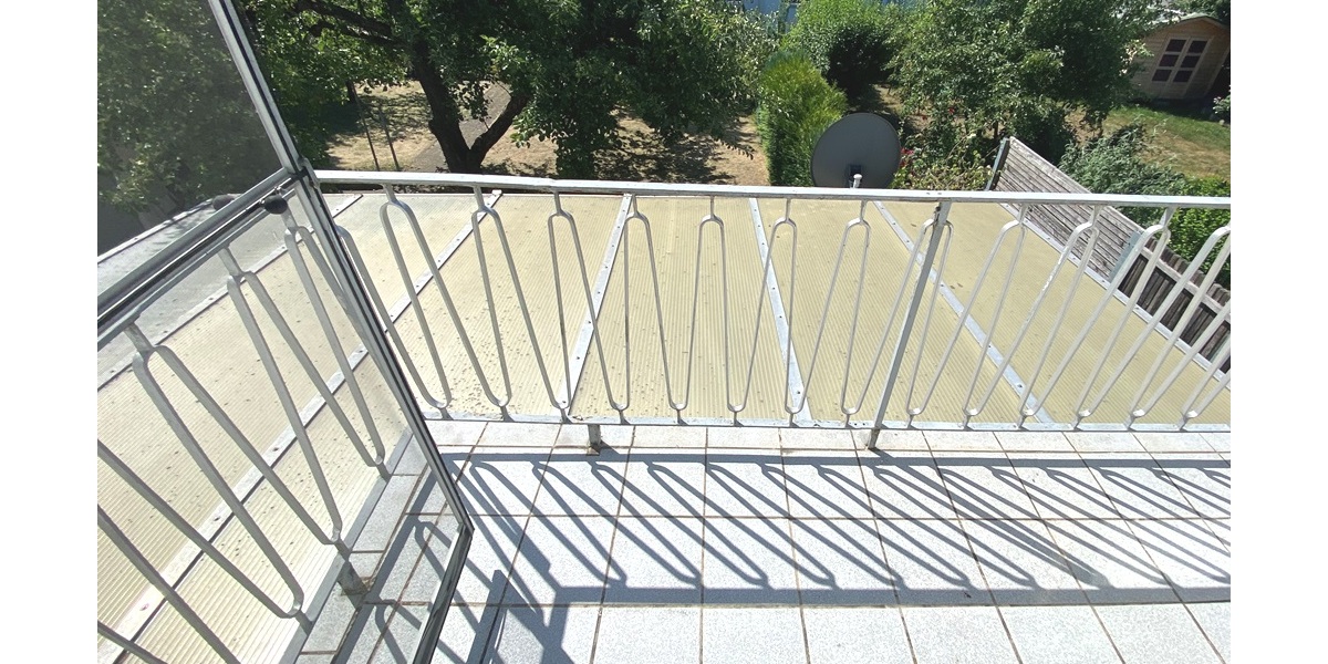 Neu-Ulm: Modernisiertes Mehrfamilienhaus (DHH) mit idyllischem Garten in Donau-Nähe - Mehrfamilienhaus, Wohnhaus Neu-Ulm / Offenhausen Offenhausen | Angebot:27082953