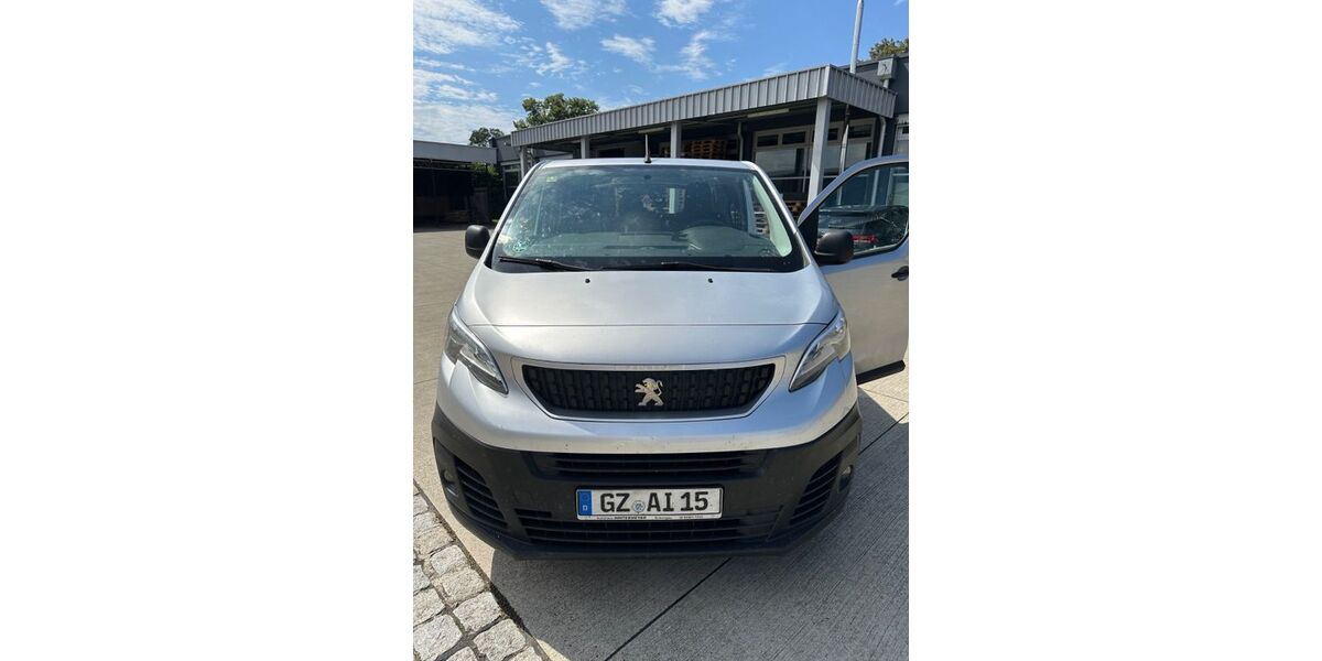 Peugeot Traveller 88.000 km 17.400 &euro; Leipheim 89340