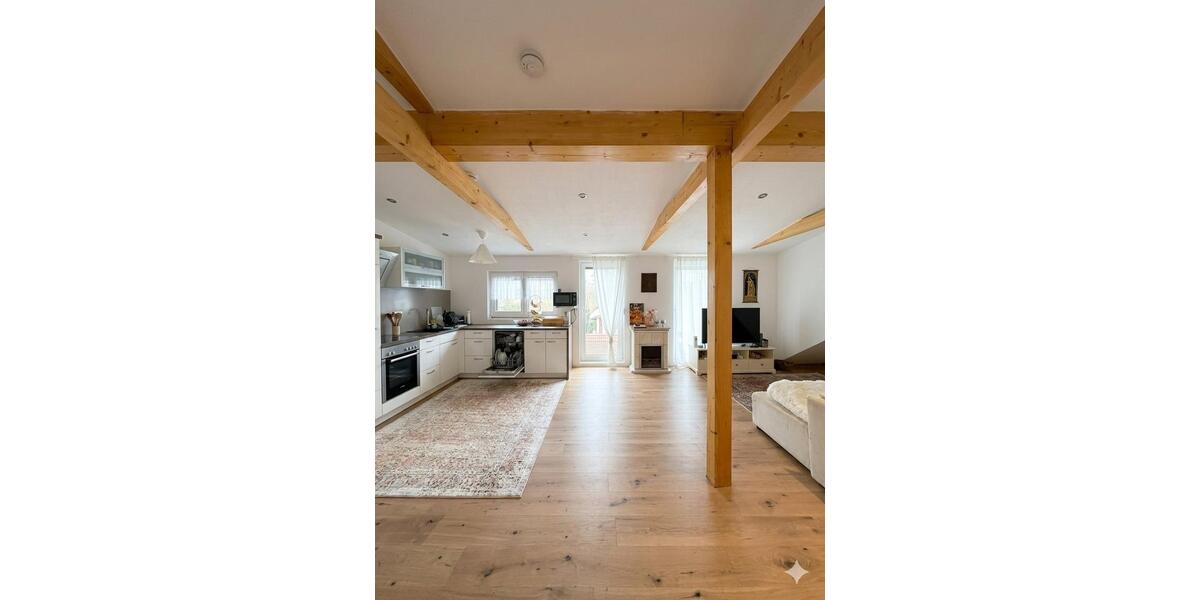 Dachgeschoßwohnung Holzheim - 3 Zimmer, 80 m&sup2;, 1.000&euro; | Angebot:26249071