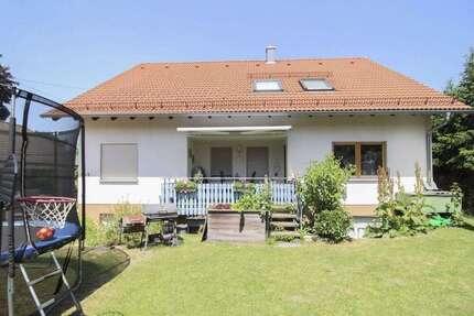 Haus zum Kaufen in Nellingen 449.000 € 212 m²