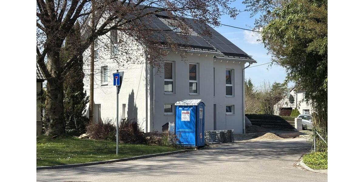 Doppelhaushälfte Illertissen - 6 Zimmer, 138 m&sup2;, 1.750&euro; | Angebot:26438140