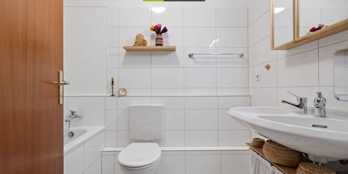 Etagenwohnung Neu-Ulm Ludwigsfeld - 3 Zimmer, 86 m&sup2;, 365.000&euro; | Angebot:26758672
