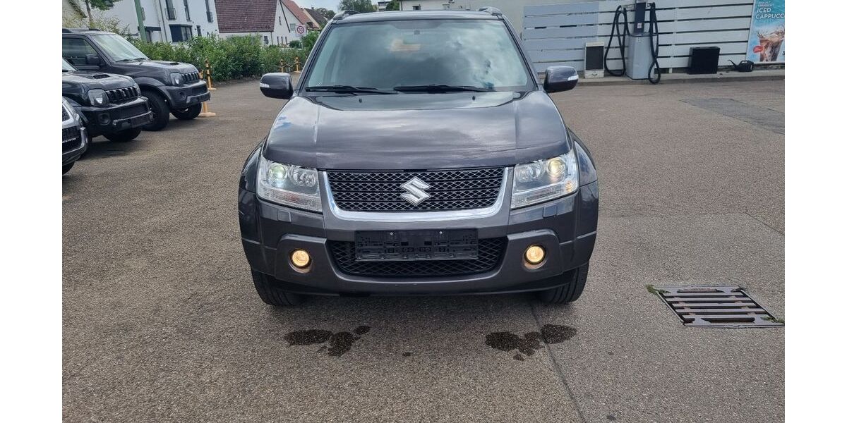 Suzuki Grand Vitara 184.523 km 6.980 &euro; Neu-Ulm 89231