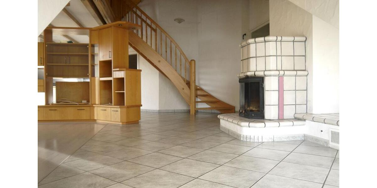 Dachgeschoßwohnung Blaubeuren - 5.5 Zimmer, 140 m&sup2;, 385.000&euro; | Angebot:26121968