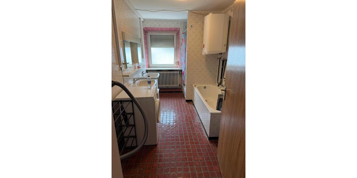 Etagenwohnung Nersingen - 3.5 Zimmer, 98 m&sup2;, 1.900&euro; | Angebot:26038534