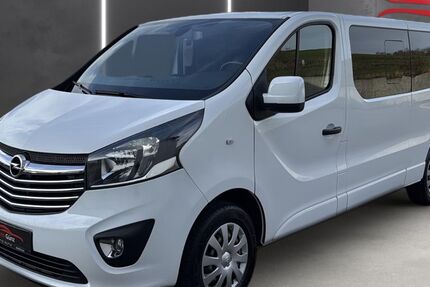 Opel Vivaro 136.000 km 18.999 &euro; Kötz 89359