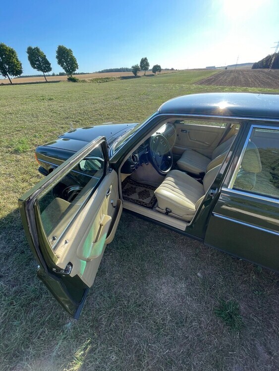 Mercedes-Benz E 230 205.850 km 9.600 € Ulm 89073