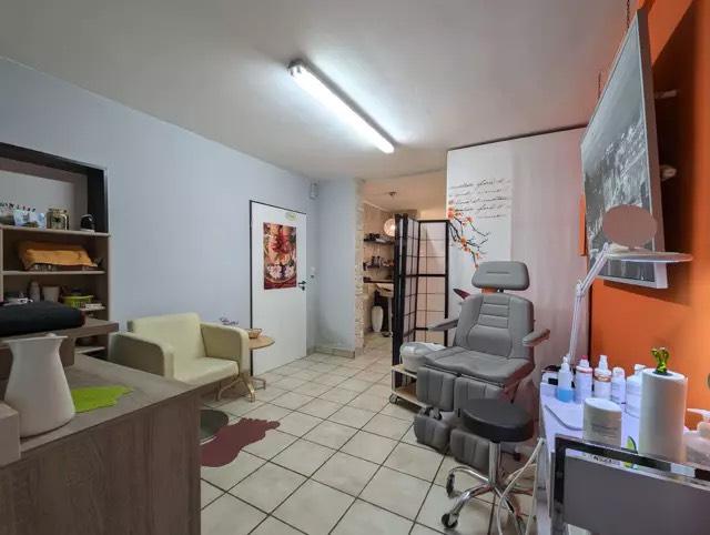 Laden-Büroeinheit in zentraler Lage Altheims zu vermieten! zimmer