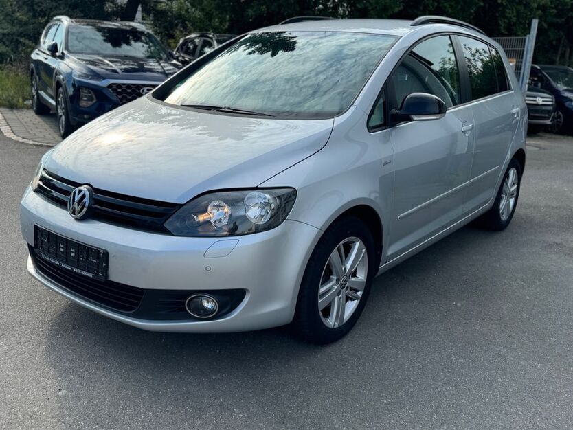 VW Golf 98.325 km 8.590 € Achstetten 88480