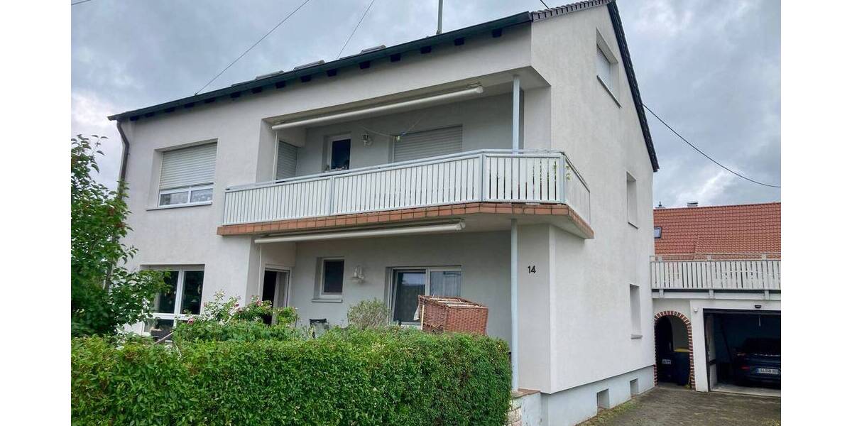 Etagenwohnung Illertissen - 3 Zimmer, 80 m&sup2;, 860&euro; | Angebot:26875055