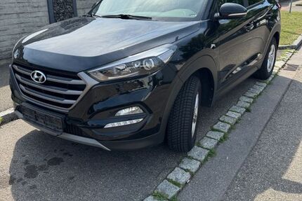 Hyundai TUCSON 97.000 km 10.990 &euro; Leipheim 89340