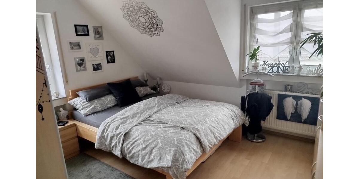 Dachgeschoßwohnung Weißenhorn - 4 Zimmer, 78 m&sup2;, 700&euro; | Angebot:26566541
