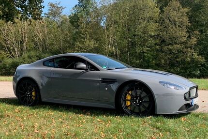 Aston Martin V12 Vantage 42.873 km 127.900 &euro; Rammingen 89192