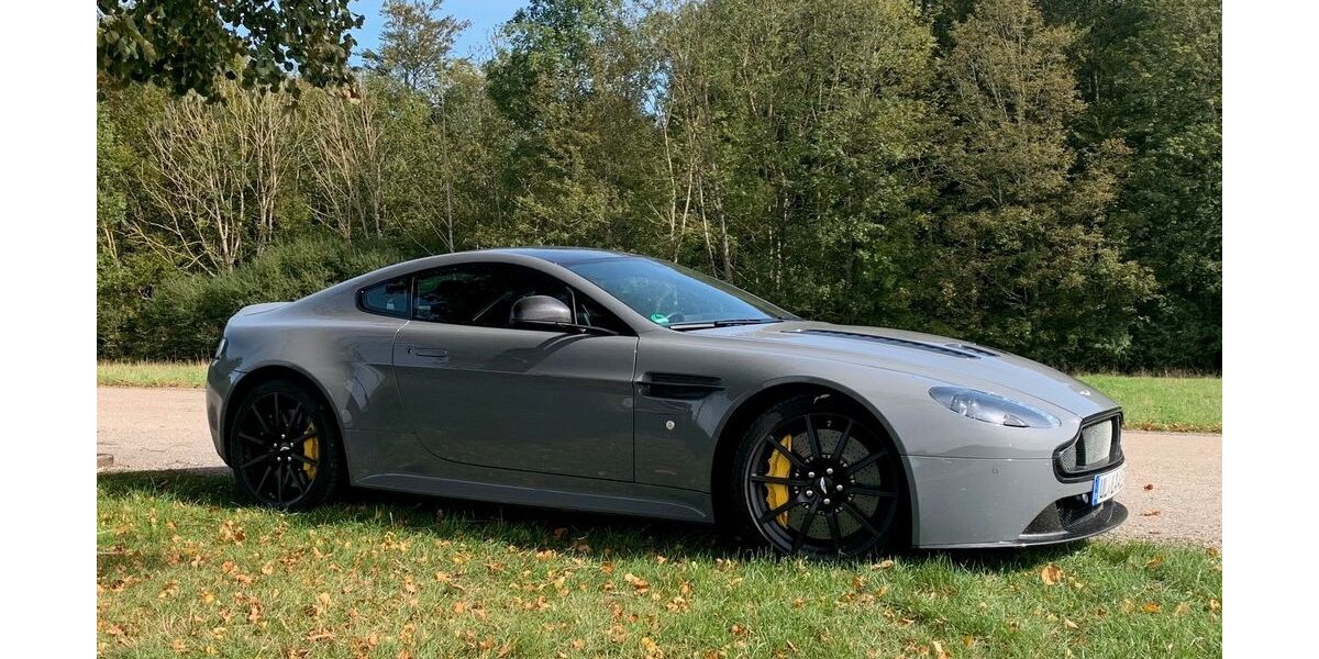 Aston Martin V12 Vantage 42.873 km 127.900 &euro; Rammingen 89192