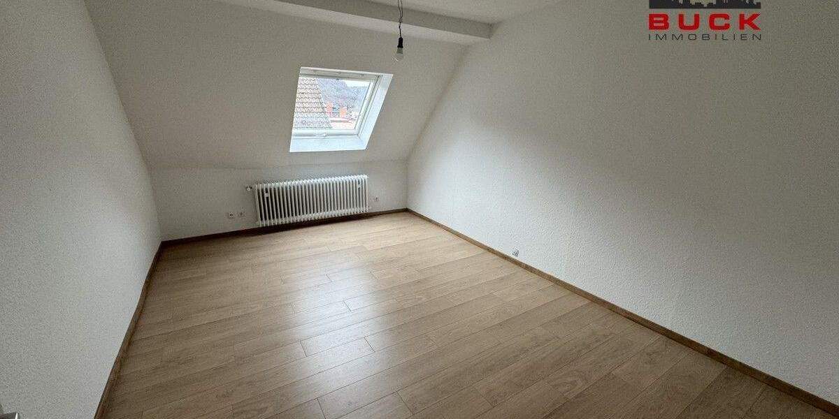 Frisch renovierte und sofort verfügbare 4-Zimmer-Wohnung gesucht? 4 zimmer