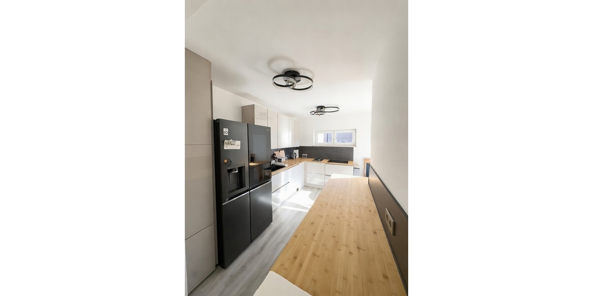 Großzügige 3,5-Zimmer-Wohnung mit Südbalkon, Stellplatz und modernisiertem Badezimmer - Etagenwohnung Senden | Angebot:26975249