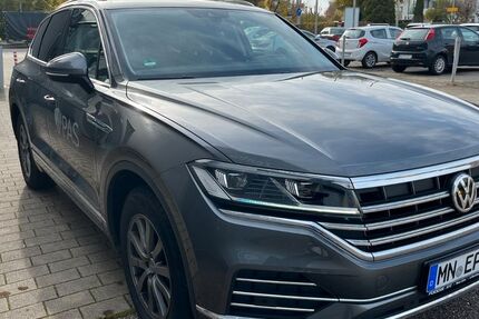 VW Touareg 101.452 km 36.000 € Neu-Ulm 89231