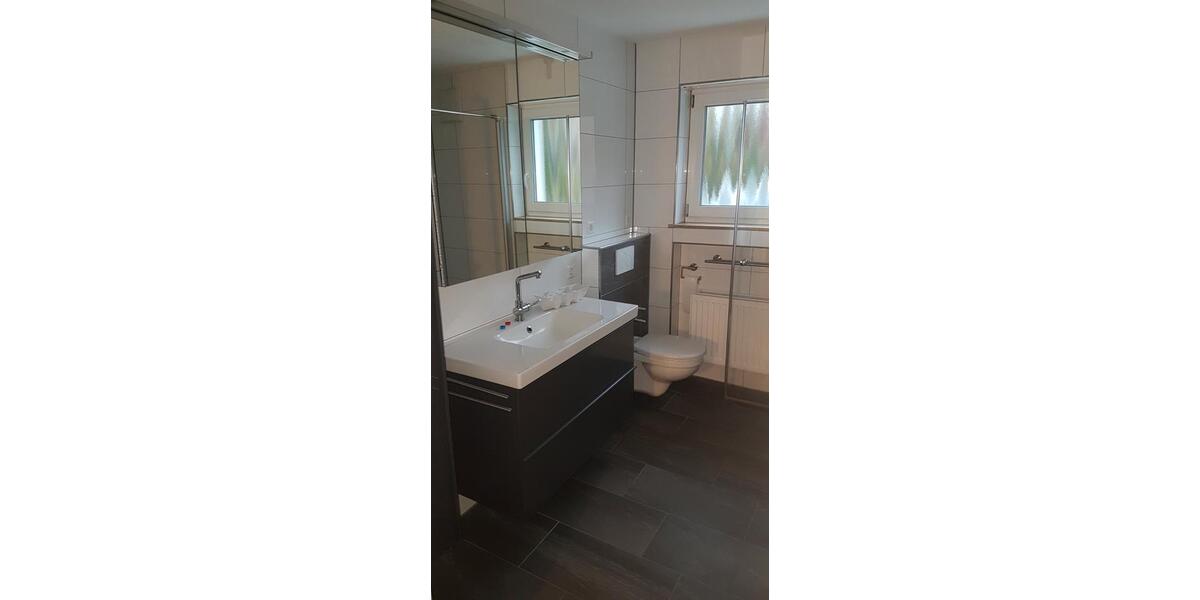 Erdgeschoßwohnung Ehingen (Donau) - 4 Zimmer, 127 m&sup2;, 1.200&euro; | Angebot:26238397