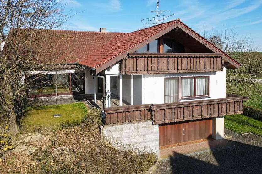 Haus zum Kaufen in Oggelsbeuren 495.000 € 151 m²