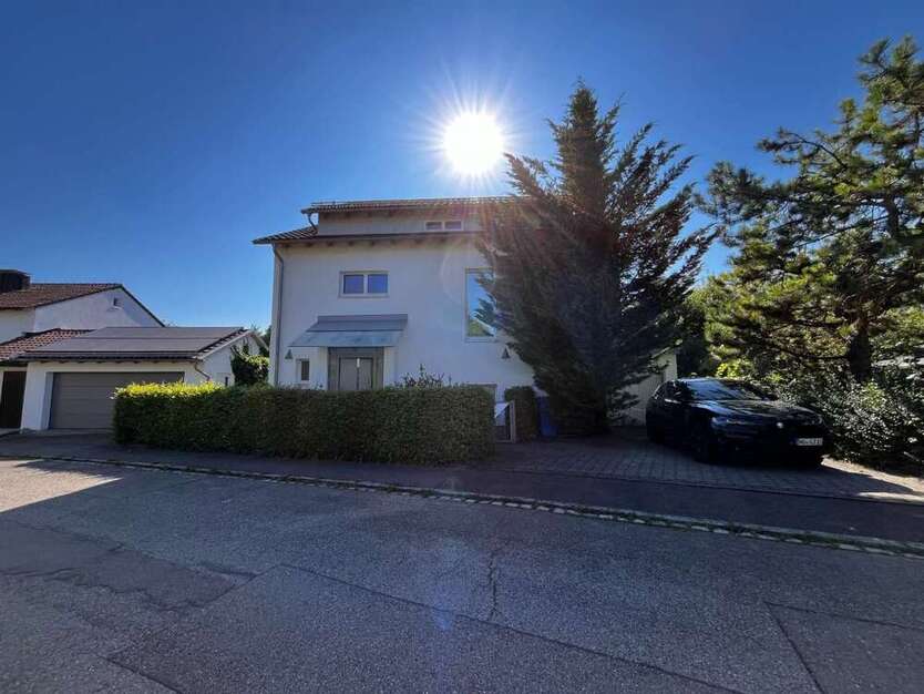 Haus zum Kaufen in Ulm 975.000 € 246 m²