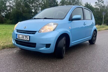 Daihatsu Sirion 126.000 km 2.995 &euro; Ulm 89073