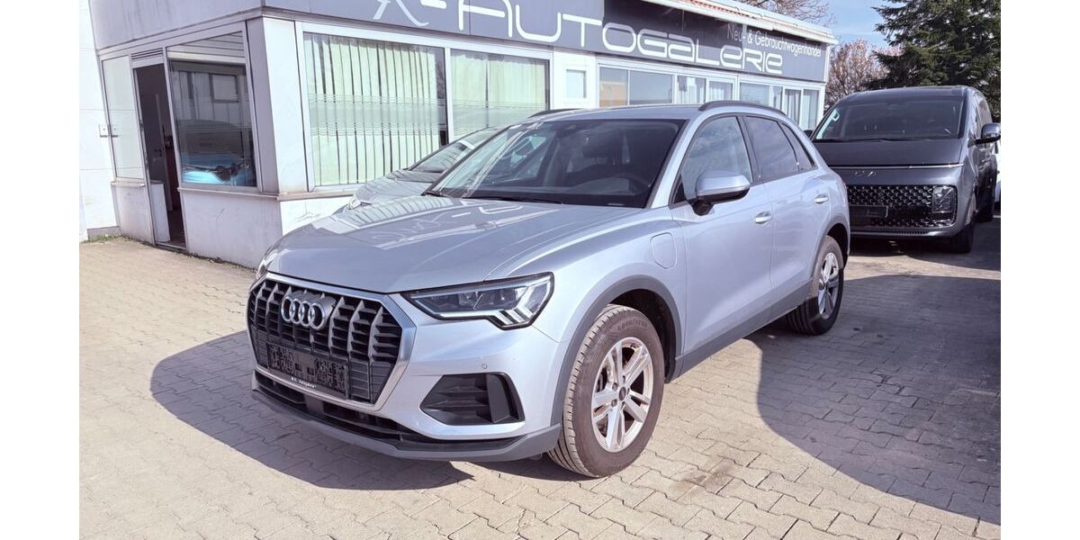 Audi Q3 206.000 km 17.990 &euro; Ulm-Jungingen 89081